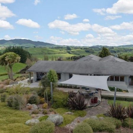 Above The River Karapiro Bed & Breakfast Zewnętrze zdjęcie